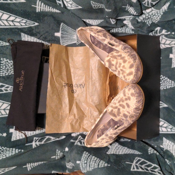 Aldo Brué Shoes - Aldo Brué Women's Leather Snakeskin Print Flats